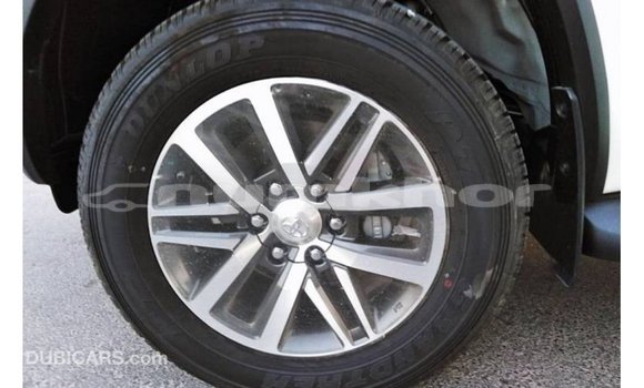 Buy Import Toyota Fortuner White Car in Import - Dubai in Bumthang Buy Import Toyota Fortuner White Car in Import - Dubai in Bumthang