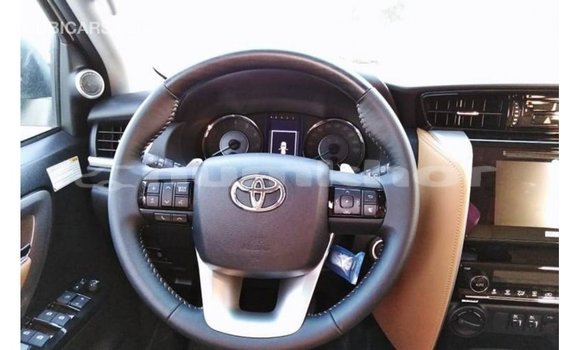 Buy Import Toyota Fortuner White Car in Import - Dubai in Bumthang Buy Import Toyota Fortuner White Car in Import - Dubai in Bumthang