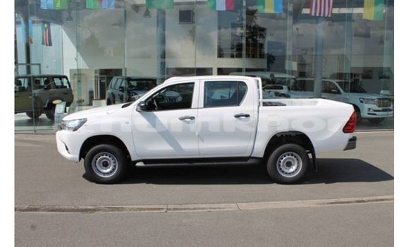 Buy Import Toyota Hilux White Car in Import - Dubai in Bumthang Buy Import Toyota Hilux White Car in Import - Dubai in Bumthang