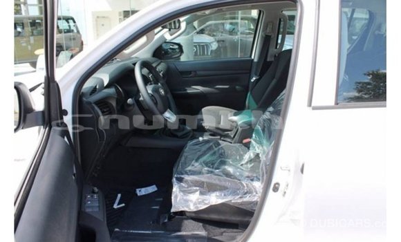 Buy Import Toyota Hilux White Car in Import - Dubai in Bumthang Buy Import Toyota Hilux White Car in Import - Dubai in Bumthang