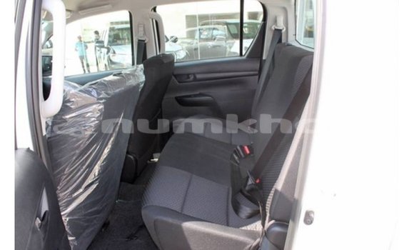 Buy Import Toyota Hilux White Car in Import - Dubai in Bumthang Buy Import Toyota Hilux White Car in Import - Dubai in Bumthang