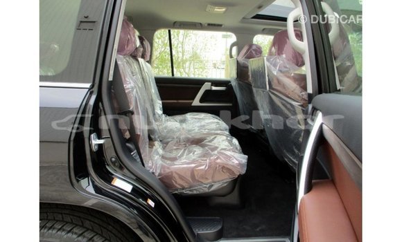 Buy Import Toyota Land Cruiser Black Car in Import - Dubai in Bumthang Buy Import Toyota Land Cruiser Black Car in Import - Dubai in Bumthang