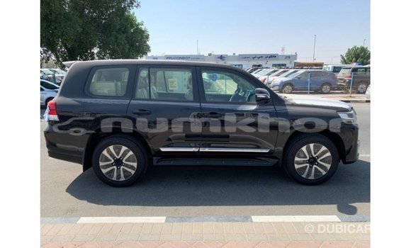 Buy Import Toyota Land Cruiser Black Car in Import - Dubai in Bumthang Buy Import Toyota Land Cruiser Black Car in Import - Dubai in Bumthang