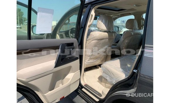 Buy Import Toyota Land Cruiser Black Car in Import - Dubai in Bumthang Buy Import Toyota Land Cruiser Black Car in Import - Dubai in Bumthang