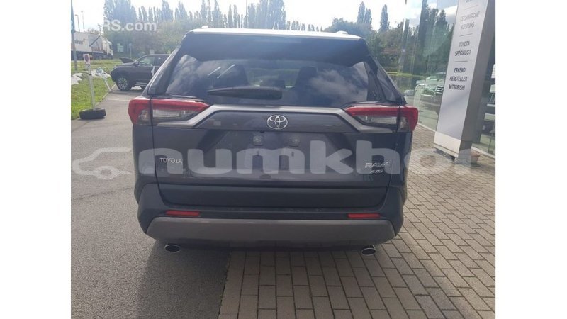 Big with watermark toyota 4runner bumthang import dubai 2658