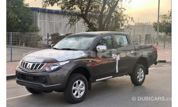 Buy Import Mitsubishi L200 Brown Car in Import - Dubai in Bumthang Buy Import Mitsubishi L200 Brown Car in Import - Dubai in Bumthang