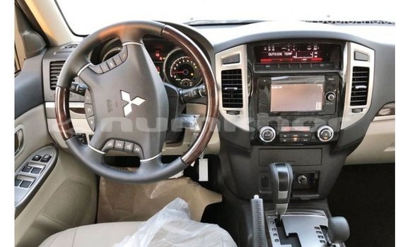 Buy Import Mitsubishi Pajero Black Car in Import - Dubai in Bumthang Buy Import Mitsubishi Pajero Black Car in Import - Dubai in Bumthang