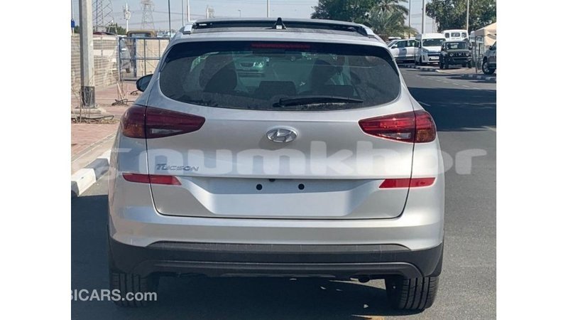 Big with watermark hyundai tucson bumthang import dubai 2664