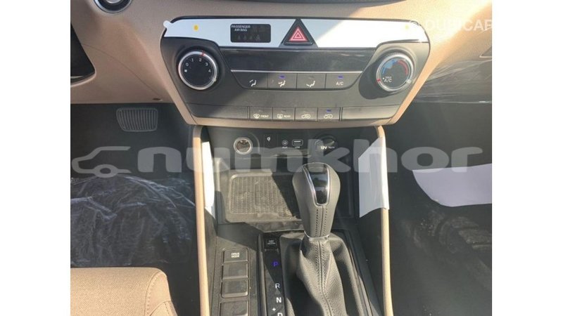 Big with watermark hyundai tucson bumthang import dubai 2664