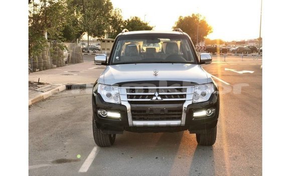 Buy Import Mitsubishi Pajero Black Car in Import - Dubai in Bumthang Buy Import Mitsubishi Pajero Black Car in Import - Dubai in Bumthang