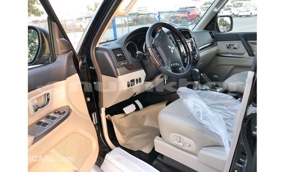 Buy Import Mitsubishi Pajero Black Car in Import - Dubai in Bumthang Buy Import Mitsubishi Pajero Black Car in Import - Dubai in Bumthang