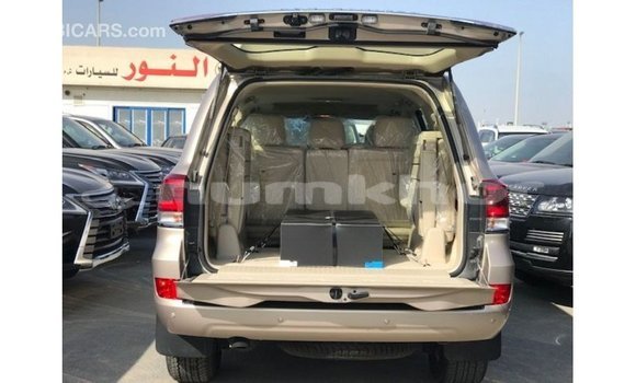 Buy Import Toyota Land Cruiser Other Car in Import - Dubai in Bumthang Buy Import Toyota Land Cruiser Other Car in Import - Dubai in Bumthang