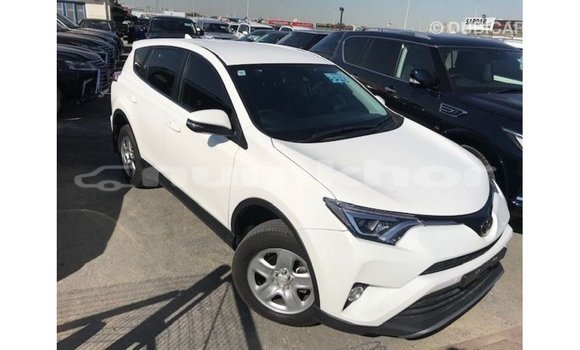 Buy Import Toyota 4Runner White Car in Import - Dubai in Bumthang Buy Import Toyota 4Runner White Car in Import - Dubai in Bumthang