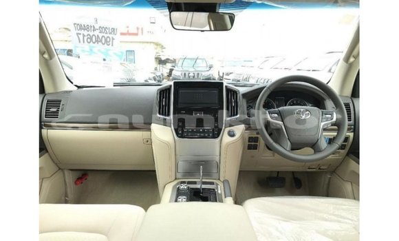 Buy Import Toyota Land Cruiser Other Car in Import - Dubai in Bumthang Buy Import Toyota Land Cruiser Other Car in Import - Dubai in Bumthang