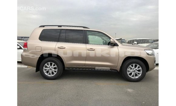 Buy Import Toyota Land Cruiser Other Car in Import - Dubai in Bumthang Buy Import Toyota Land Cruiser Other Car in Import - Dubai in Bumthang