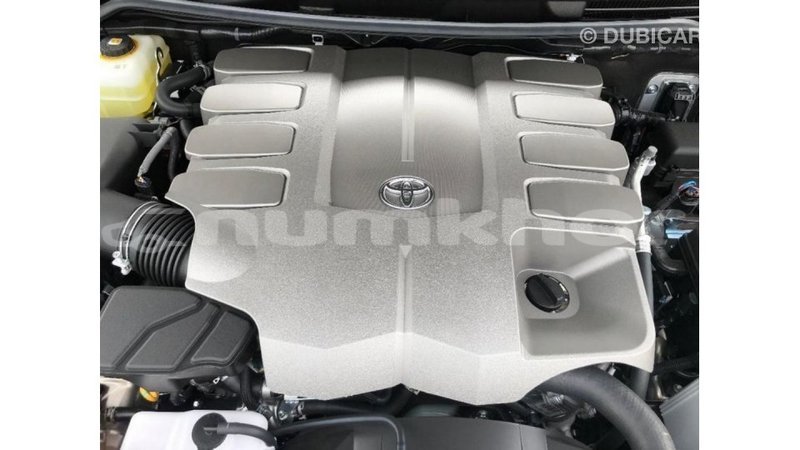 Big with watermark toyota land cruiser bumthang import dubai 2683