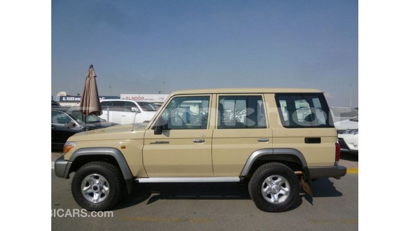 Big with watermark toyota land cruiser bumthang import dubai 2684