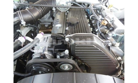 Buy Import Toyota Land Cruiser White Car in Import - Dubai in Bumthang Buy Import Toyota Land Cruiser White Car in Import - Dubai in Bumthang