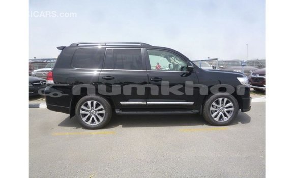 Buy Import Toyota Land Cruiser Black Car in Import - Dubai in Bumthang Buy Import Toyota Land Cruiser Black Car in Import - Dubai in Bumthang