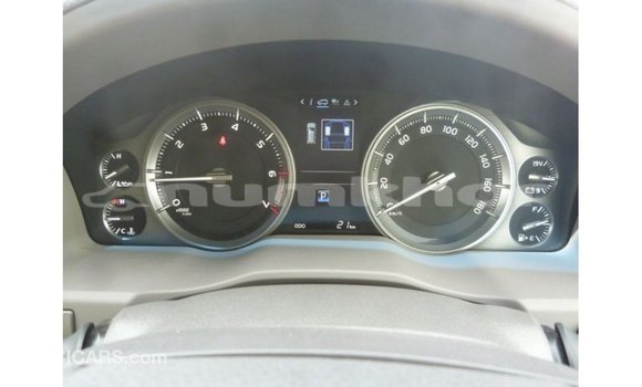 Buy Import Toyota Land Cruiser Black Car in Import - Dubai in Bumthang Buy Import Toyota Land Cruiser Black Car in Import - Dubai in Bumthang