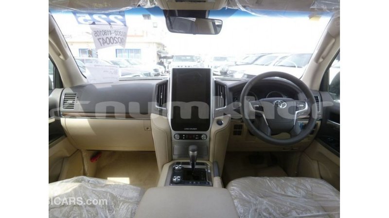 Big with watermark toyota land cruiser bumthang import dubai 2687