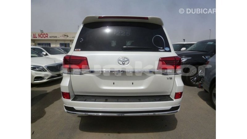 Big with watermark toyota land cruiser bumthang import dubai 2687