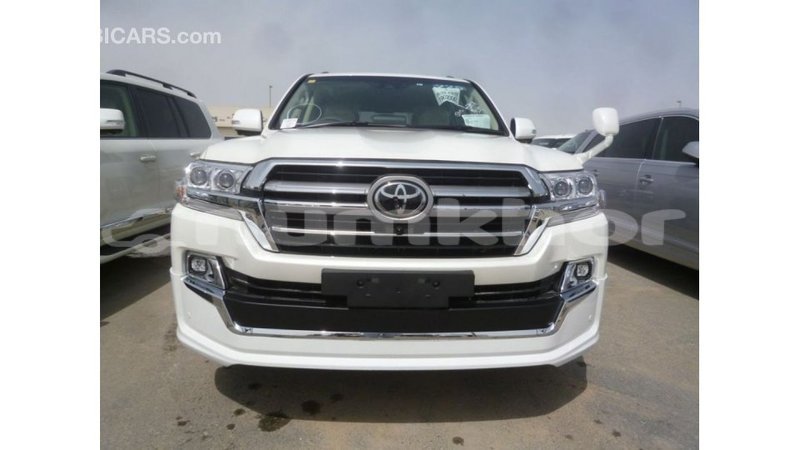 Big with watermark toyota land cruiser bumthang import dubai 2687