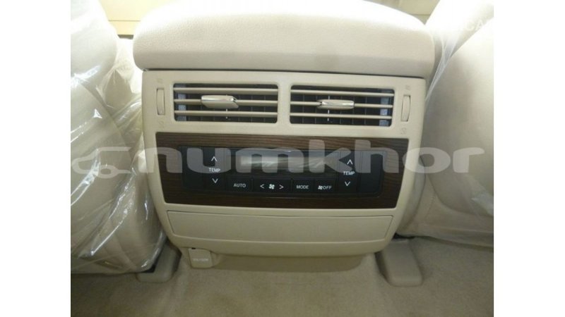 Big with watermark toyota land cruiser bumthang import dubai 2687