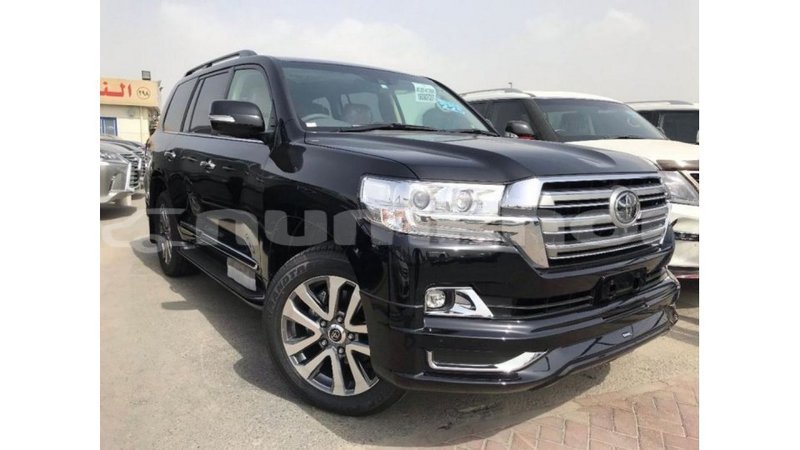 Big with watermark toyota land cruiser bumthang import dubai 2688