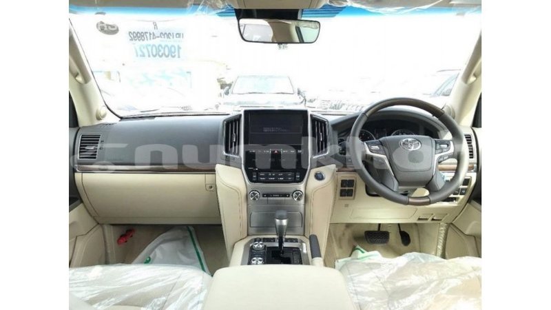 Big with watermark toyota land cruiser bumthang import dubai 2688