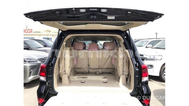 Big with watermark toyota land cruiser bumthang import dubai 2688