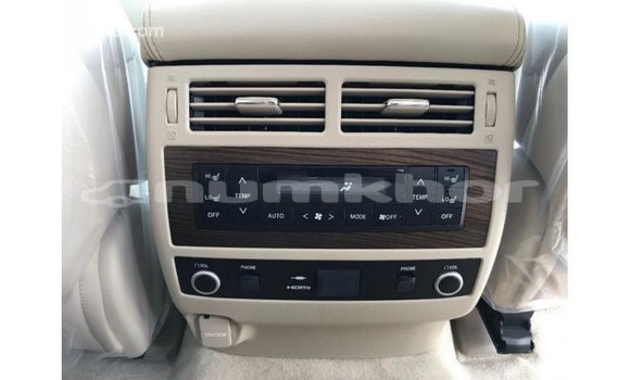 Buy Import Toyota Land Cruiser Black Car in Import - Dubai in Bumthang Buy Import Toyota Land Cruiser Black Car in Import - Dubai in Bumthang