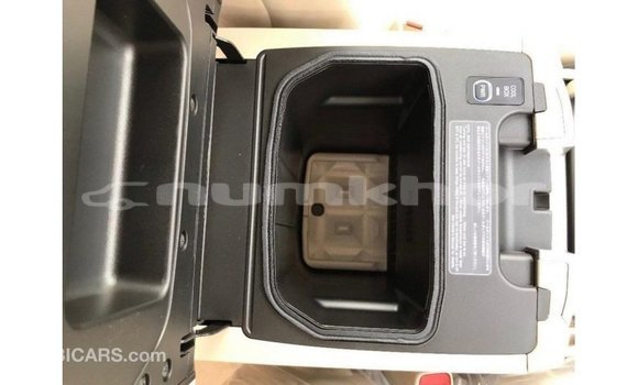 Buy Import Toyota Land Cruiser Black Car in Import - Dubai in Bumthang Buy Import Toyota Land Cruiser Black Car in Import - Dubai in Bumthang