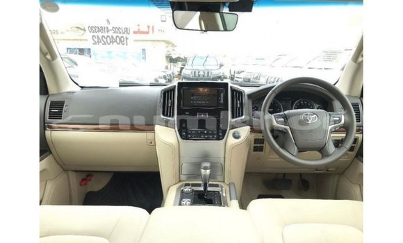 Buy Import Toyota Land Cruiser Other Car in Import - Dubai in Bumthang Buy Import Toyota Land Cruiser Other Car in Import - Dubai in Bumthang