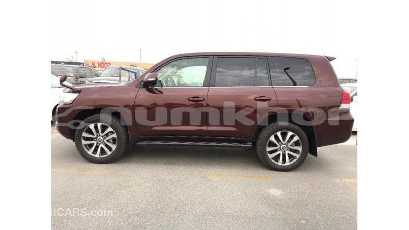Big with watermark toyota land cruiser bumthang import dubai 2691