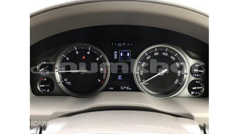 Big with watermark toyota land cruiser bumthang import dubai 2691