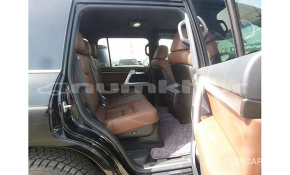 Buy Import Toyota Land Cruiser Black Car in Import - Dubai in Bumthang Buy Import Toyota Land Cruiser Black Car in Import - Dubai in Bumthang