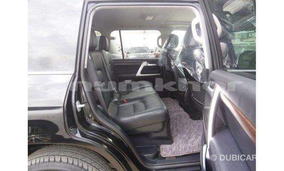 Buy Import Toyota Land Cruiser Black Car in Import - Dubai in Bumthang Buy Import Toyota Land Cruiser Black Car in Import - Dubai in Bumthang
