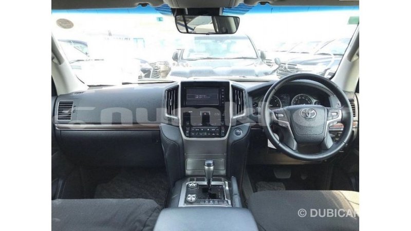 Big with watermark toyota land cruiser bumthang import dubai 2697