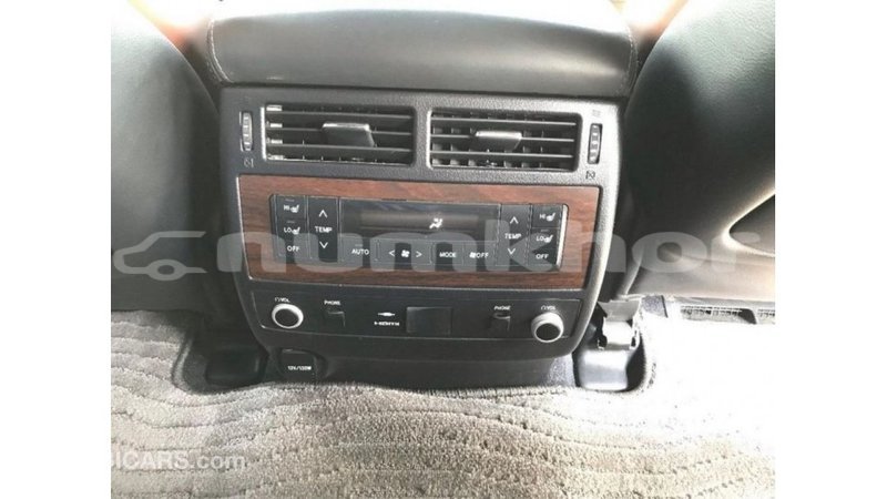 Big with watermark toyota land cruiser bumthang import dubai 2701