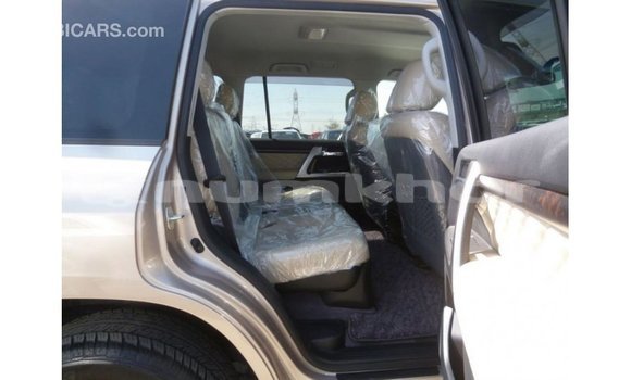 Buy Import Toyota Land Cruiser Other Car in Import - Dubai in Bumthang Buy Import Toyota Land Cruiser Other Car in Import - Dubai in Bumthang