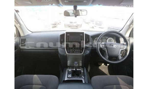 Buy Import Toyota Land Cruiser Black Car in Import - Dubai in Bumthang Buy Import Toyota Land Cruiser Black Car in Import - Dubai in Bumthang