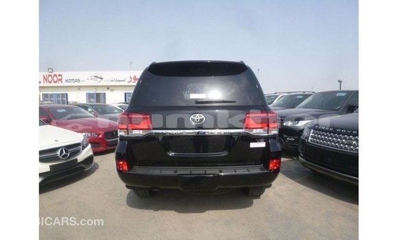 Buy Import Toyota Land Cruiser Black Car in Import - Dubai in Bumthang Buy Import Toyota Land Cruiser Black Car in Import - Dubai in Bumthang