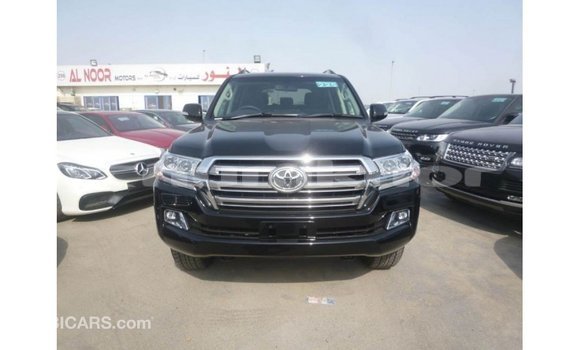 Buy Import Toyota Land Cruiser Black Car in Import - Dubai in Bumthang Buy Import Toyota Land Cruiser Black Car in Import - Dubai in Bumthang