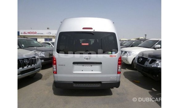 Buy Import Toyota Hiace Other Car in Import - Dubai in Bumthang Buy Import Toyota Hiace Other Car in Import - Dubai in Bumthang