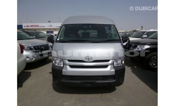 Buy Import Toyota Hiace Other Car in Import - Dubai in Bumthang Buy Import Toyota Hiace Other Car in Import - Dubai in Bumthang