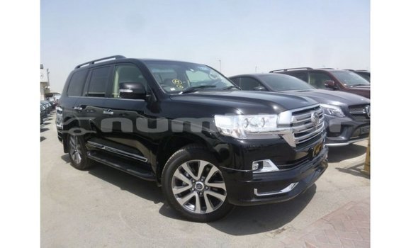 Buy Import Toyota Land Cruiser Black Car in Import - Dubai in Bumthang Buy Import Toyota Land Cruiser Black Car in Import - Dubai in Bumthang