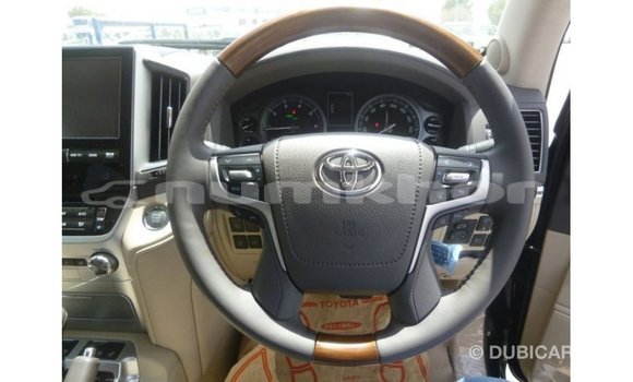 Buy Import Toyota Land Cruiser Black Car in Import - Dubai in Bumthang Buy Import Toyota Land Cruiser Black Car in Import - Dubai in Bumthang