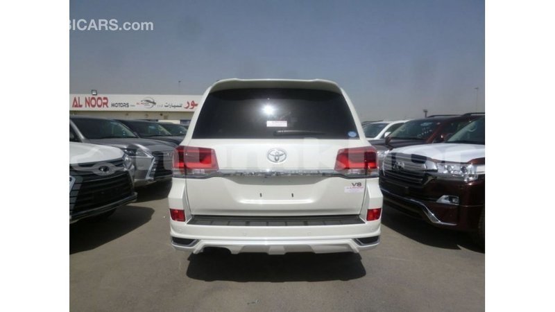 Big with watermark toyota land cruiser bumthang import dubai 2715