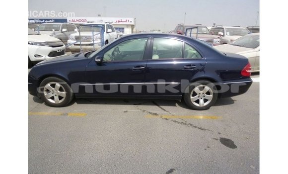 Buy Import Mercedes-Benz 200 Blue Car in Import - Dubai in Bumthang Buy Import Mercedes-Benz 200 Blue Car in Import - Dubai in Bumthang